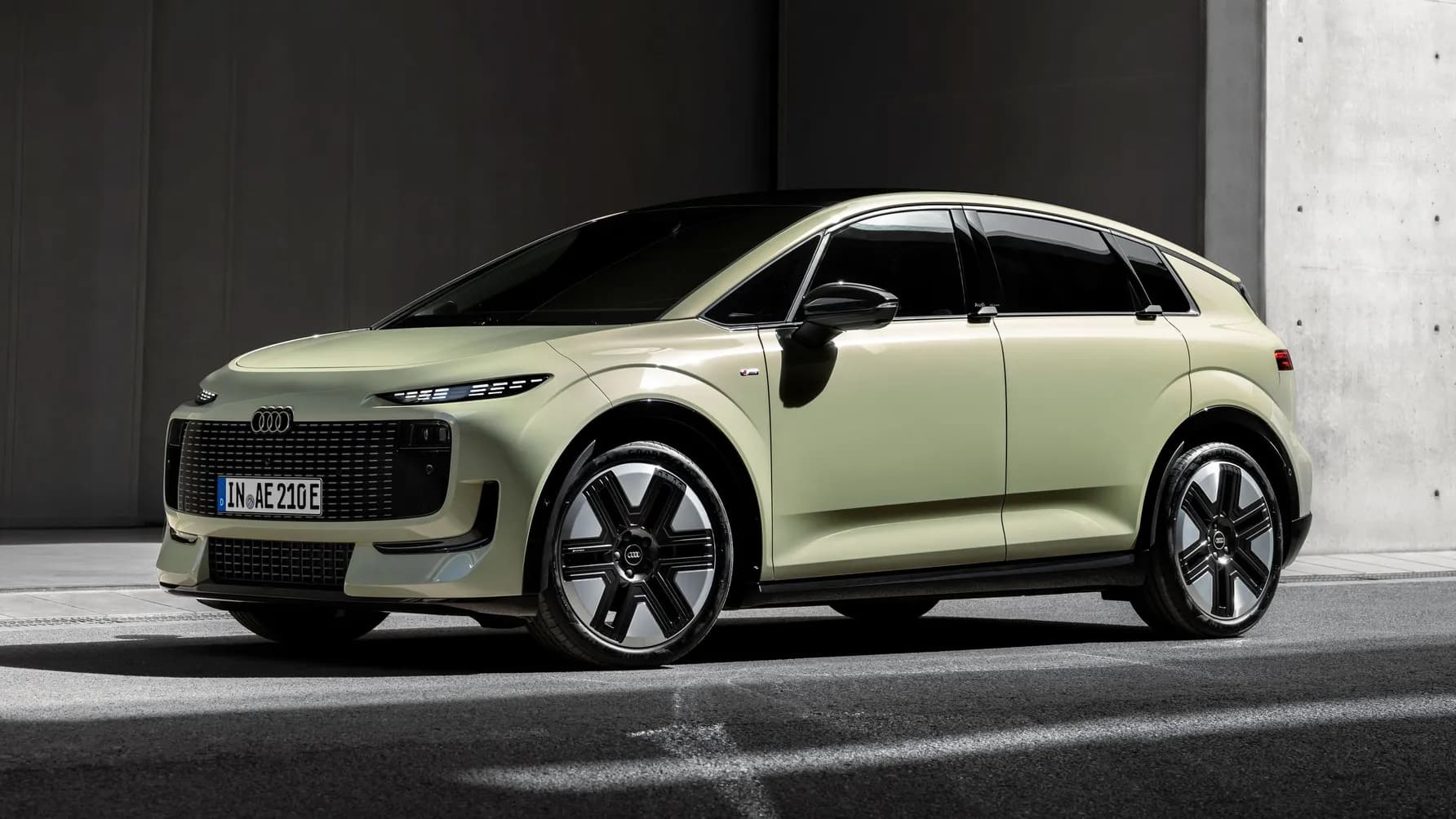 audi a2 e-tron